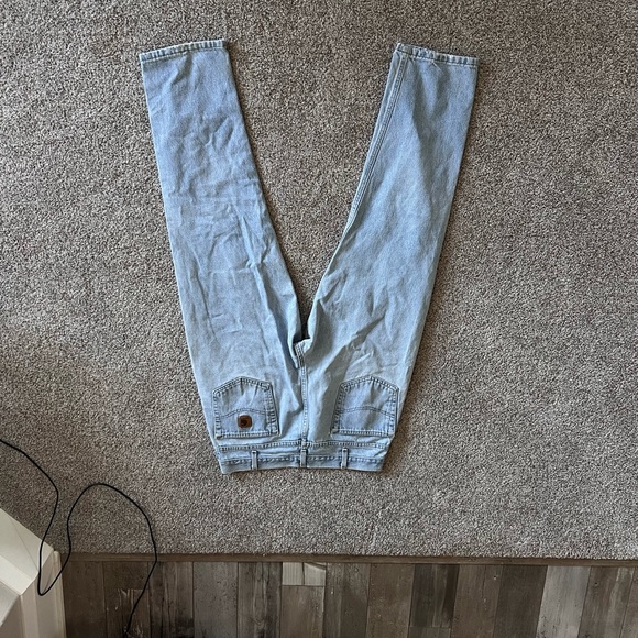Carhartt Light Wash denim Jean, distressed - Picture 10 of 11